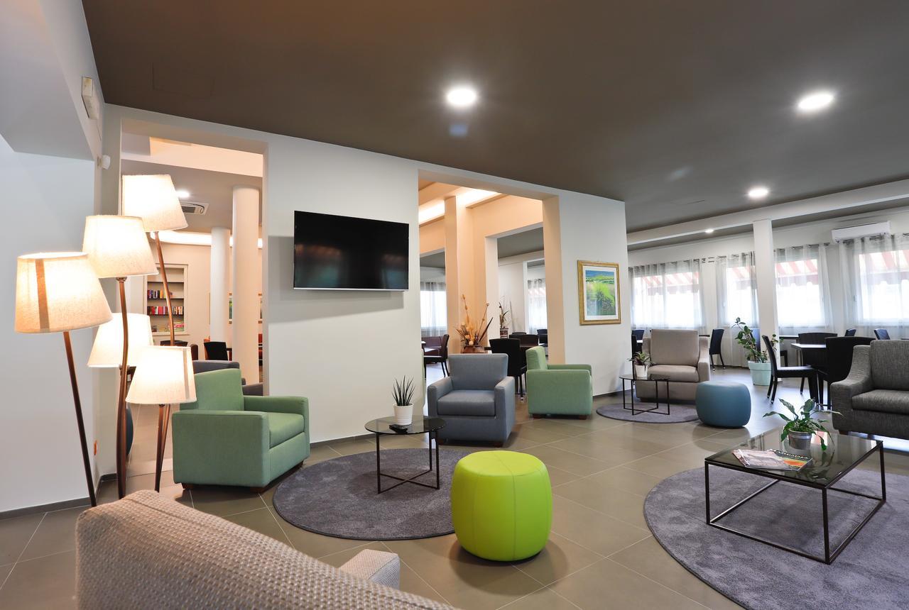 Hotel Grifone برانسيبينا أو ماري المظهر الخارجي الصورة