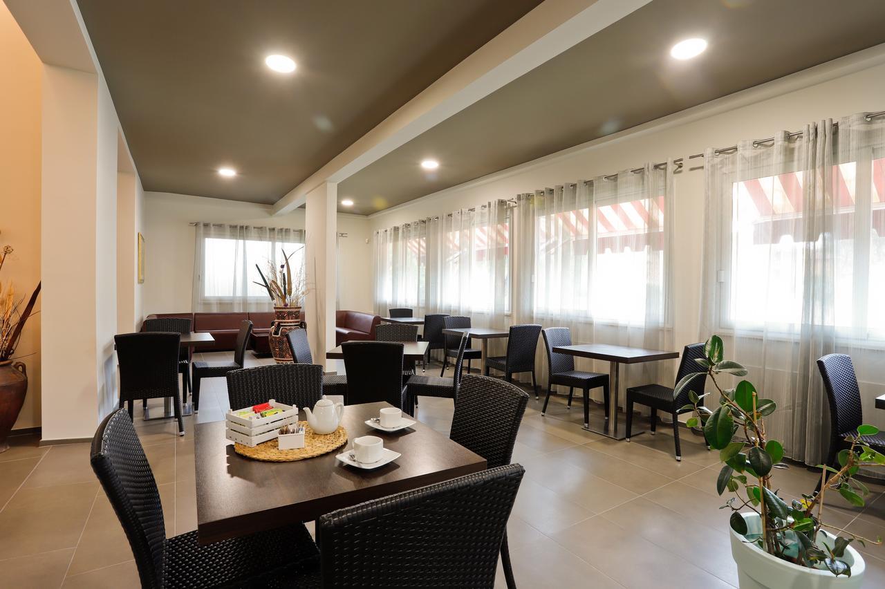 Hotel Grifone برانسيبينا أو ماري المظهر الخارجي الصورة